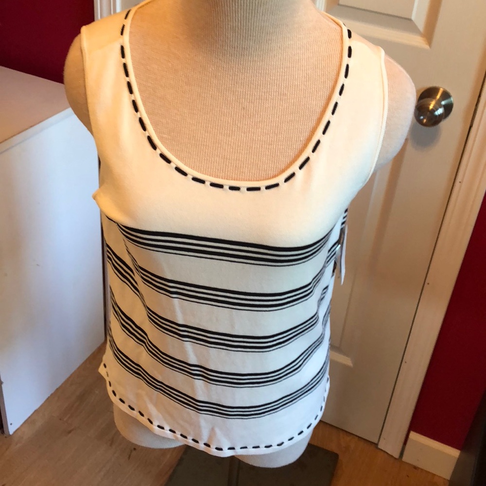 Tahari black & white tank sz 10 P NWT
